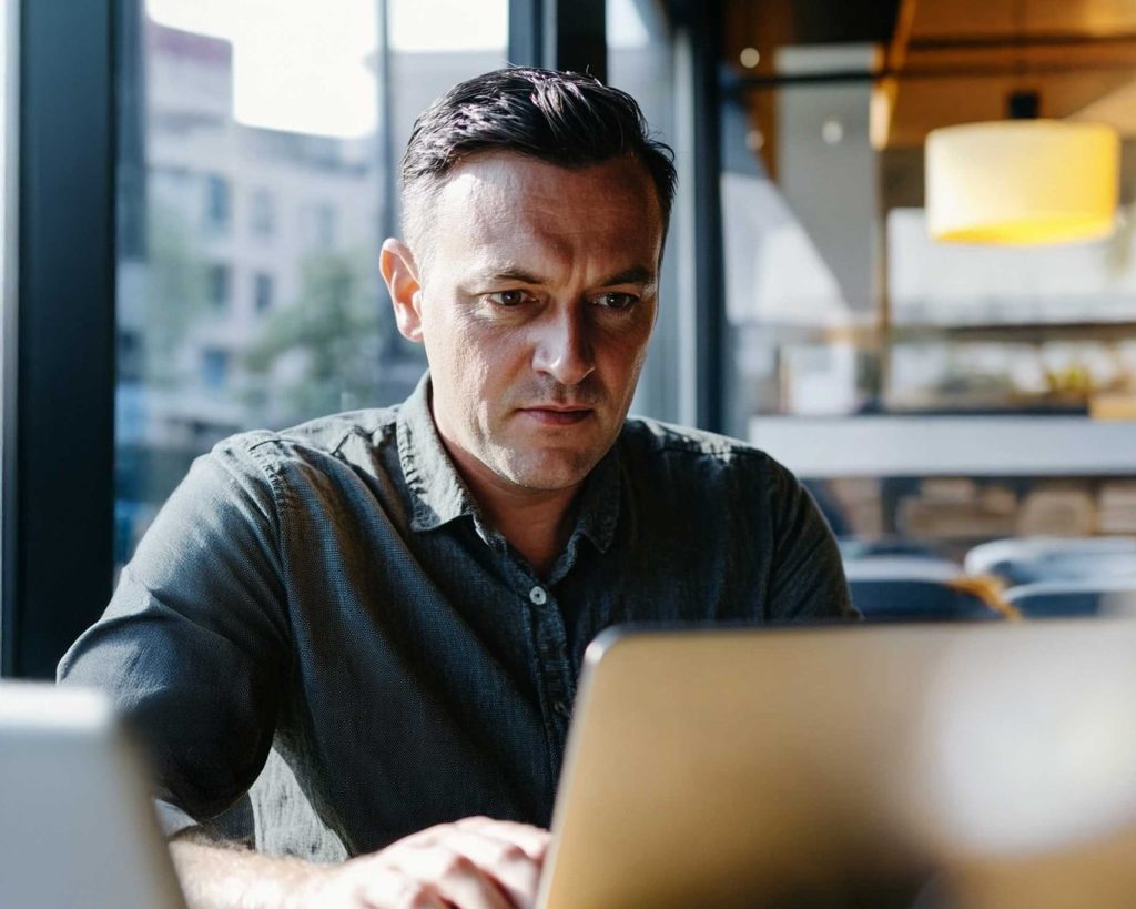 Branchen_Regierung_&_öffentlicher_Sektor_horizontal_5