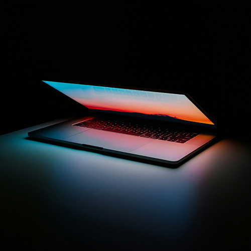 Mobile Device Management (MDM)